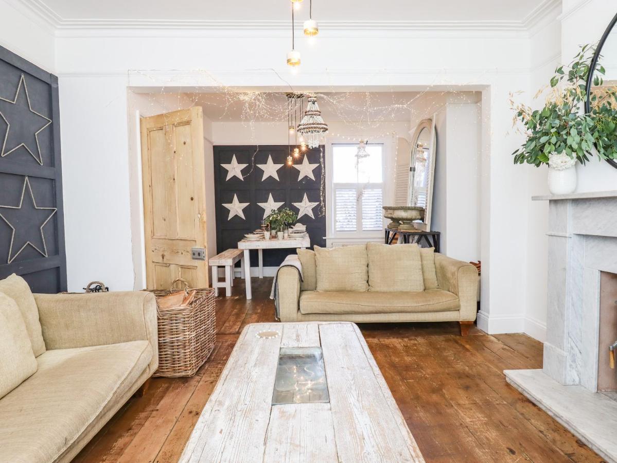 30 Camperdown Terrace Villa Ексмут Екстериор снимка